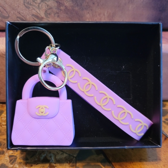 Chanel bag charm of bag - Picture 2 of 2